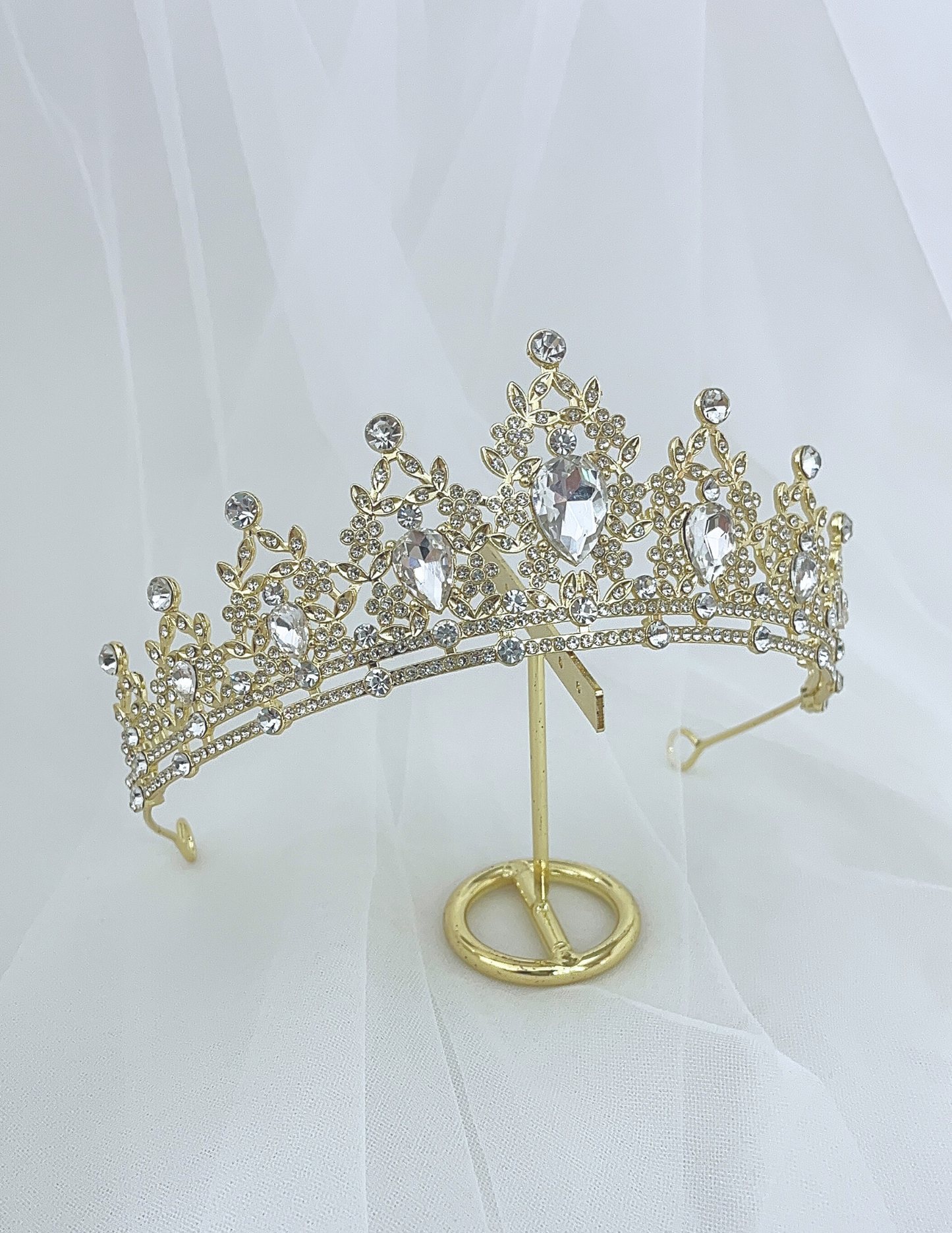 TIARA CRN001