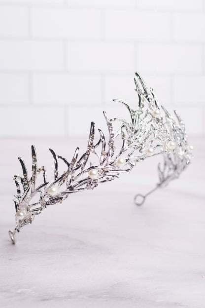 TIARA CRN007