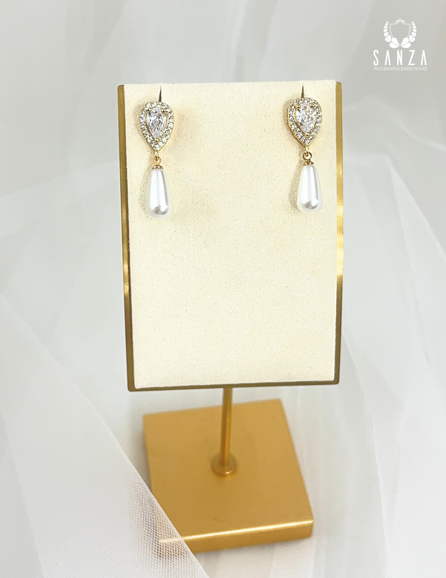 ARETES AR011