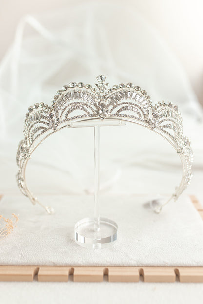 TIARA CRN020